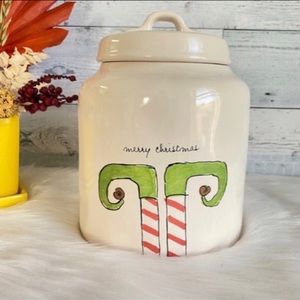 Rae Dunn MERRY CHRISTMAS Elf Feet Chubby Canister